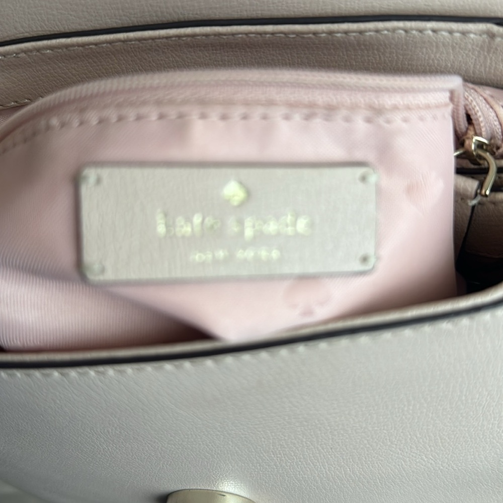 Elegant Cream Backpack - Picture 5 of 5